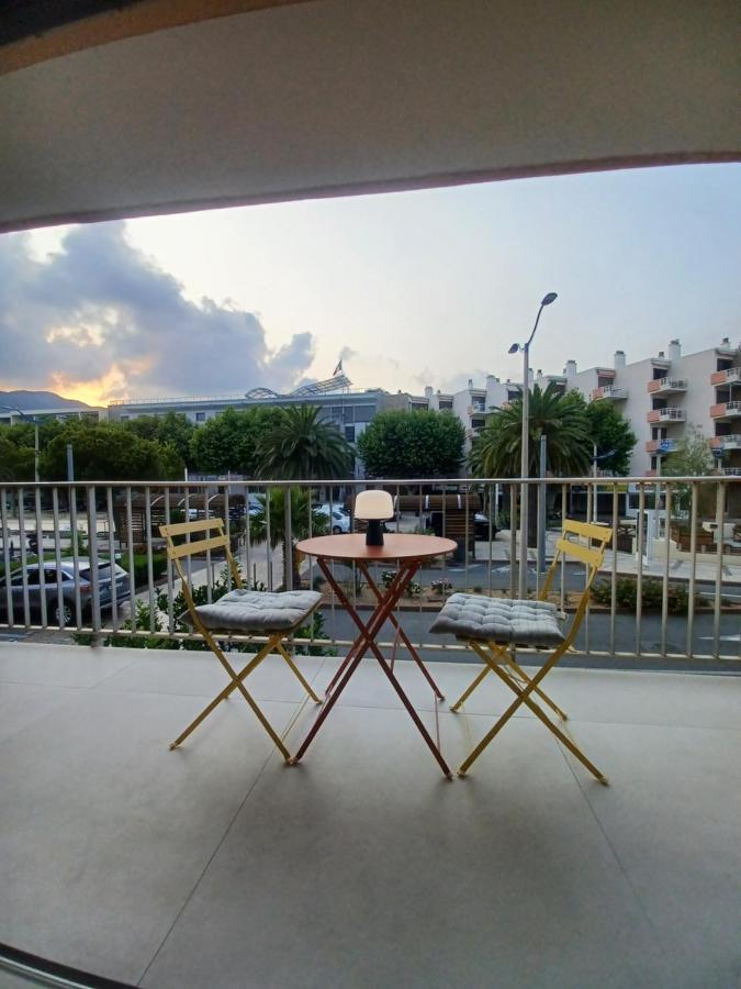 Superbe Appartement A 2 Minutes De La Mer Cavalaire-sur-Mer Buitenkant foto